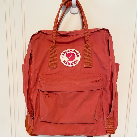 Fjällräven Kånken Orange Backpack - Picture 1 of 6